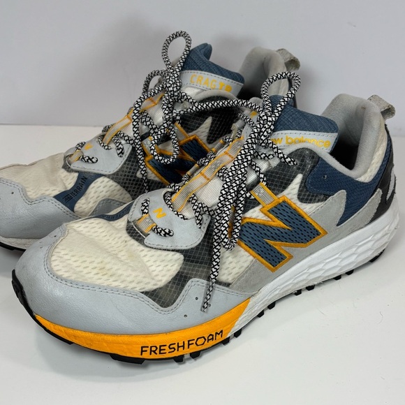 New Balance Crag TR V2 Men Size 11 Yellow Gray Blue Trail Running Shoes - Picture 1 of 7